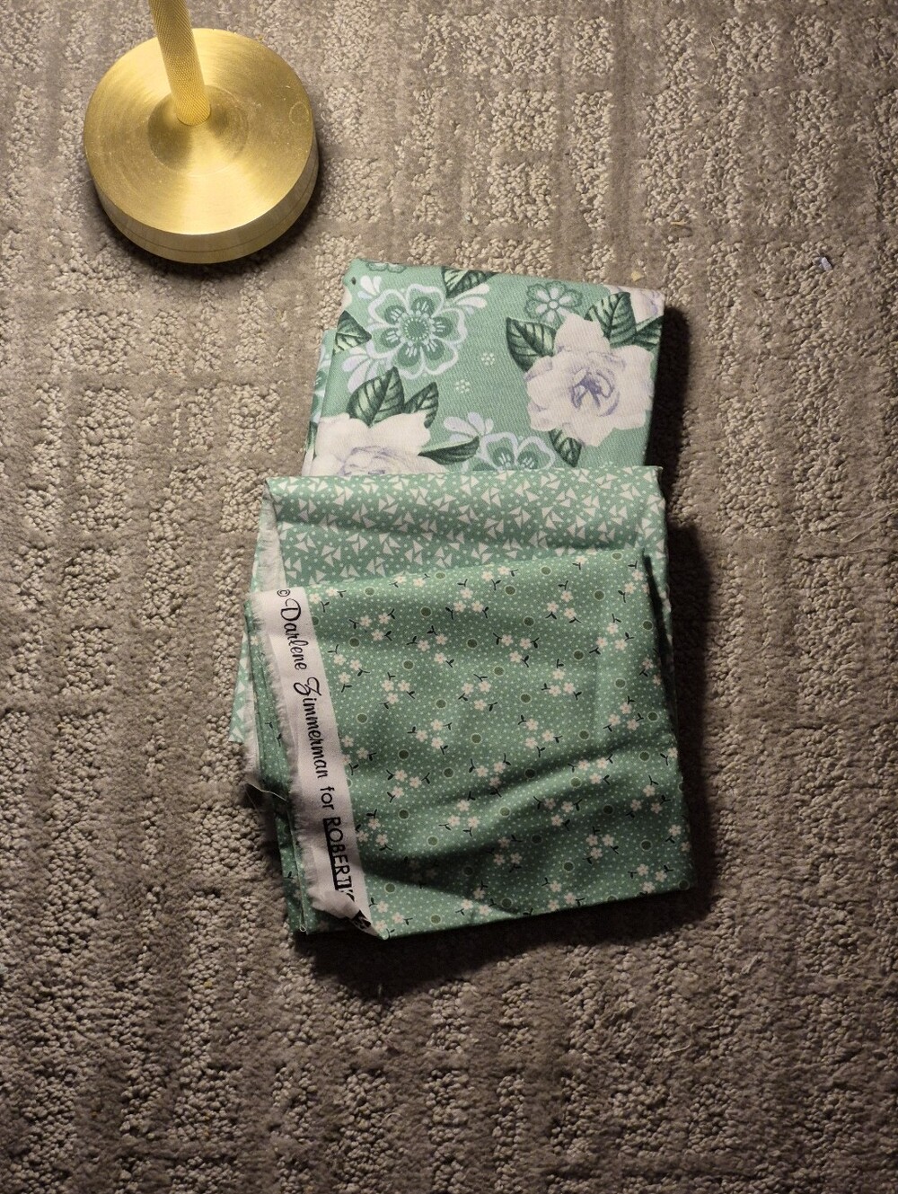 FABRIC!! Mint Green 2 FQ,Robert Kaufman Floral (1 Yard) Cotton Fabric Bundle LOT